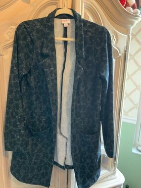 LuLaRoe Black and Gray Leopard Print Open Front Gwen Blazer
